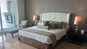 VILLA GRAND LUXXE 2 chambres 16 parties GOLF MASSAGES 2 GYM