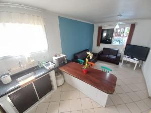 Praia grande Ubatuba 50 metros da orla !