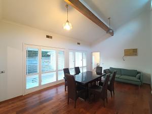 Peaceful Room with Attached Bathroom in Modern, Baulkham Hills Home - BH0