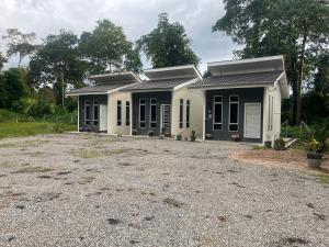 Jeli Heights Hill Homes