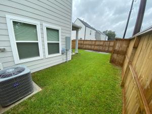 Hidden Gem - Gated Community & Garage Parking