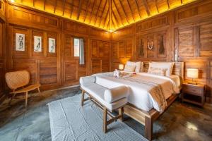 Luxury Beachside - SelMoon Villa