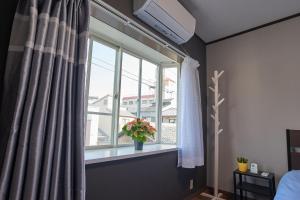 Near Osaka Castle entire villa at Kyobashi Station