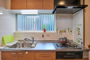 Near Osaka Castle entire villa at Kyobashi Station