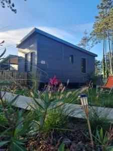 Maisons de vacances Cottage pour 6 personnes avec piscine couverte et chauffee a 300 m de la mer avec Wi-Fi et climatise , 3 chambres : photos des chambres