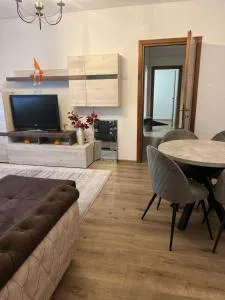 Central trei camere - Vasile Roaită