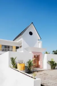 NEW Canggu Modern 3BR Villa with big Pool & Garden - 乌玛拉斯