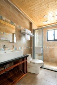 Phòng 3 người có ban công (Triple Room with Balcony)
