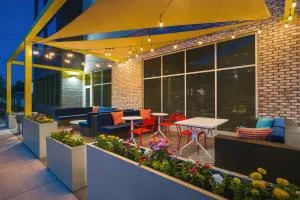 Tru By Hilton Charlotte Tyvola I-77 - Hebron Tru By Hilton Charlotte Tyvola I-77 - Hebron