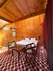 Tree House by The Forest Pinnacle and Café, Jibhi