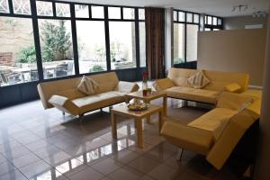 Family Apartment (8 Adults)	 room in Ambassador Suites Antwerp