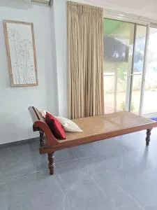 Hey Day by the Sea - Trippapur