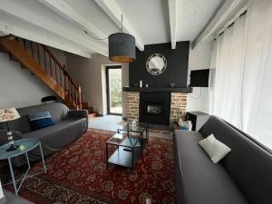 Maisons de vacances Le gite dErin : Maison 1 Chambre