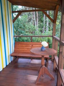 Tree House Fluffy Horns - Namiņš Kokos Pūkainie Ragi