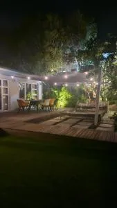 Peaceful Family Home with Wood Fired Hot Tub - Far Forest