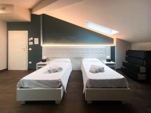 Chambre Double ou Lits Jumeaux avec Salle de Bains Privative