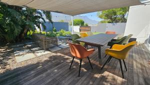 Spacious Family Home with Wood Fired Hot Tub