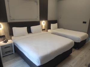 El Baboos Hotel