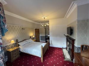 Double Room with Private Bathroom room in Brae Guest House