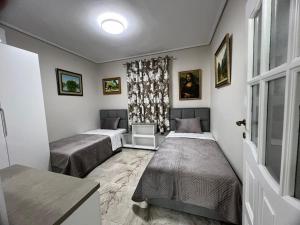 Muradie 2 bedroom House