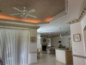 Port Charlotte Palms-Pet friendly, Heated Private Pool and Mini Orchard - Murdock