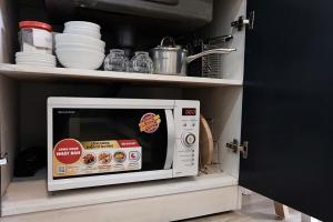 HT5B - OLD QUARTER BLUE ROOM OPEN BALCONY