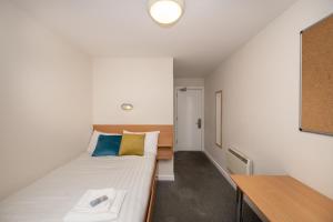 Victoria Lodge - UCC Summer Beds