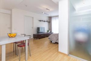 Romantic getaway with equipped kitchen