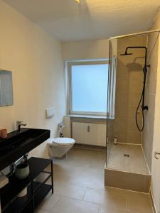 Quiet Family Apartment - 10 min to Center & Oktoberfest - Free Parking - Balcony - near Nymphenburg Palace & Botanical garden