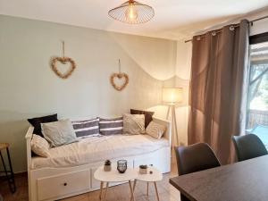 Mini villa 70 - piscine chauffée