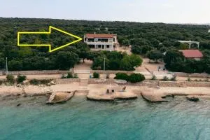 Apartment UGA - 伊穆尼