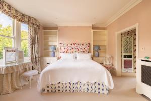 Battersea Park 3 Bedroom Residence