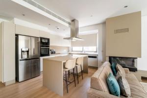 Glyfada Gem - 3BD apartment