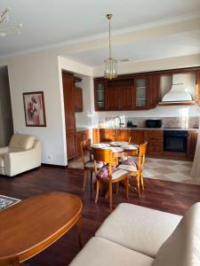 Jūras pils - Bulduru 33-27