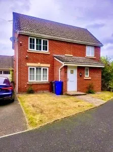 Spacious 2-Bedroom Ideal Stay - 阿什顿下安林恩