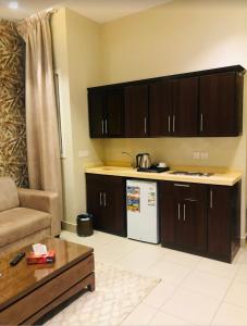 هذه ليلتي- اليرموك- طريق الدمام This Lailaty Al Yarmouk-Dammam Road