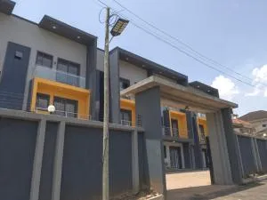 Lake breeze apartments - Mpata