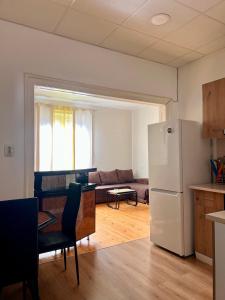 Serdika station, bright and cozy apartment