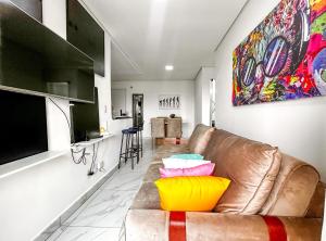 Apto c WiFi, espaco home office e boa localizacao