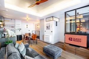 Modern Family Apartment Next To The Eiffel Tower