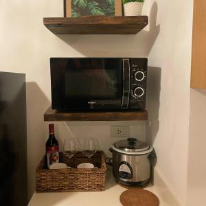 1 Bedroom Penthouse 3BEDS Sunset & City lights with big balcony FREE ACCESS toamenities