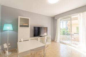 1 room apartment 1 minute from Monaco