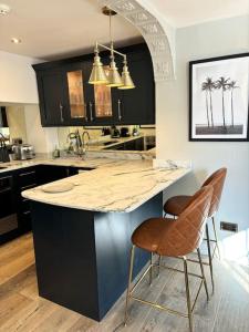 Luxury Georgian Townhouse In The Heart of Bath