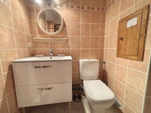 Appartements Studio Cabine avec Terrasse, Parking et Proche Pistes - Praz-sur-Arly - FR-1-603-28 : photos des chambres