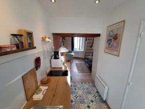 Charmant studio gare intra-muros