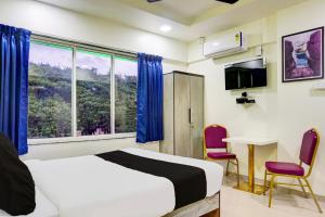 Super Collection O Vardhan Plaza