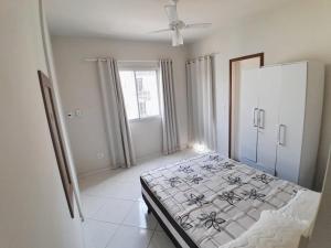 2 quartos com suíte, wi-fi, garagem, pertinho da Praia do Morro