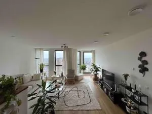 The Crown in the Hague - 沃尔堡