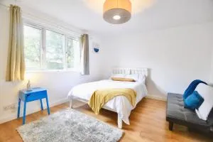 Full Apartment close to EXCEL Centre, London City Airport , O2 Arena - Beckton