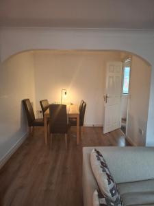 Cosy 4 bed townhouse